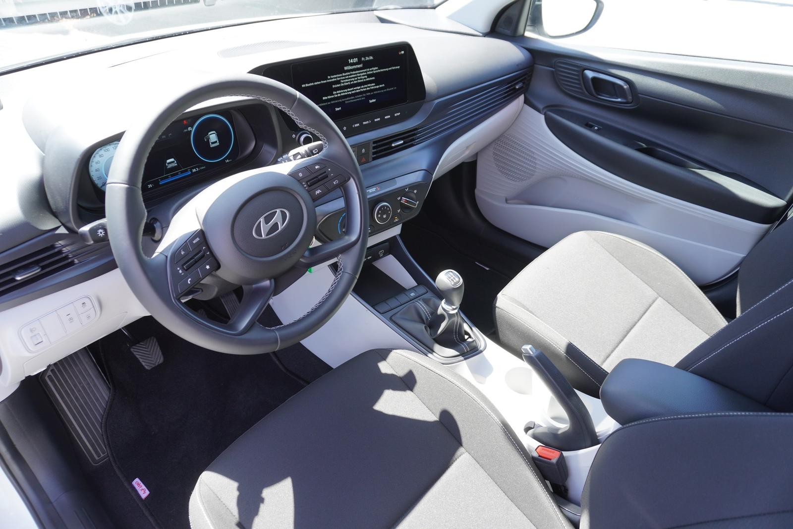 Hyundai i20 1.2 Navi Kamera Android Apple DAB Spurhalte