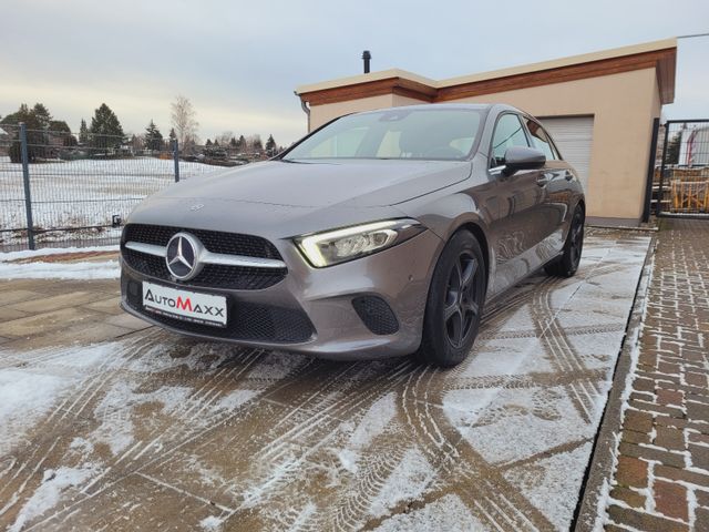 Mercedes-Benz A 180 Business. Auto. NAVI DAB LED PDC+Kamera