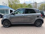 Smart forfour 66kW BRABUS STYLE*eSD*NAVI*JBL*KAM* - Smart ForFour Gebrauchtwagen in Berlin