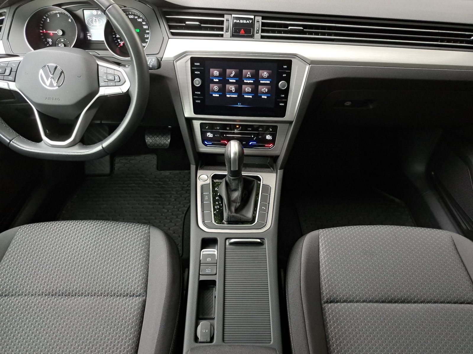 Volkswagen Passat Variant - Bild 23