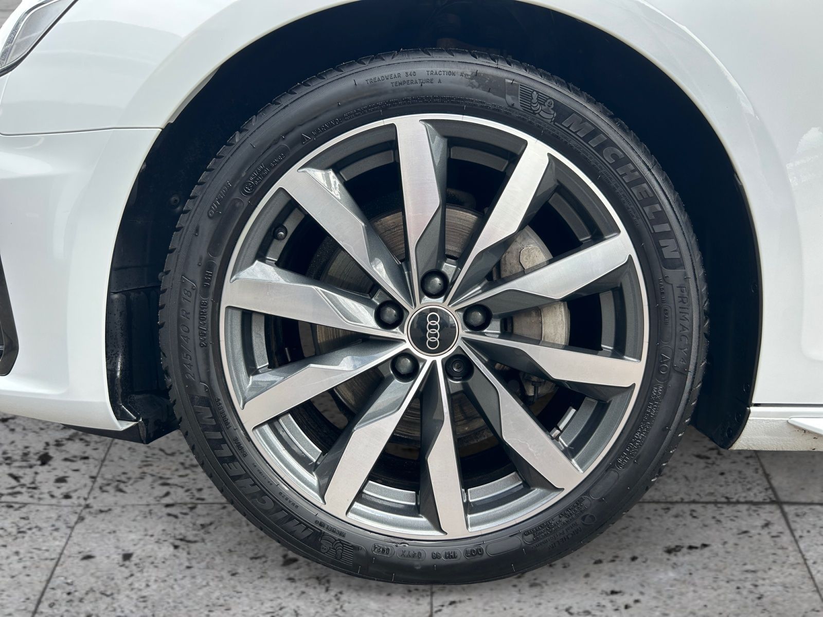 Audi A4 - Bild 8