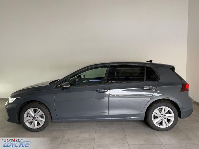Golf VIII 1.5 TSI Life CONNECT KLIMA PDC LED