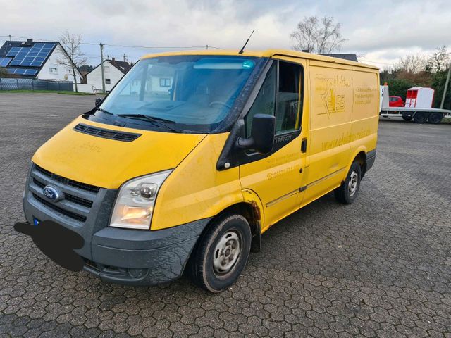 Ford transit 2,2 liter tüv 5.2025