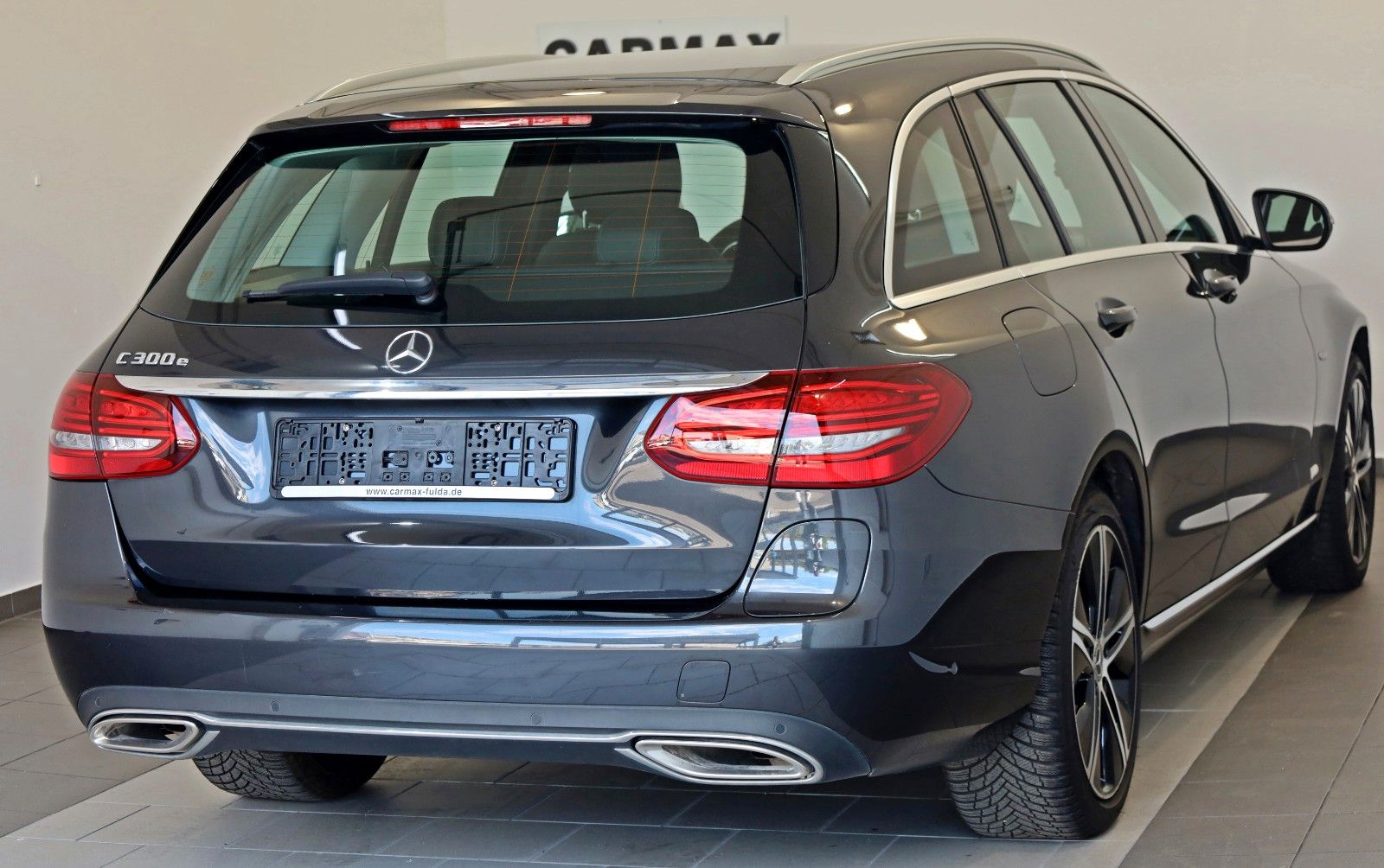 Fahrzeugabbildung Mercedes-Benz C 300e T Avantgarde Leder,Navi,LED,Kamera,SH,PDC