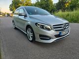 Mercedes-Benz B 220 d 4MATIC DCT SCORE! /AHK/LED/El.Sitze - Mercedes-Benz B-Klasse Gebrauchtwagen in Stuttgart