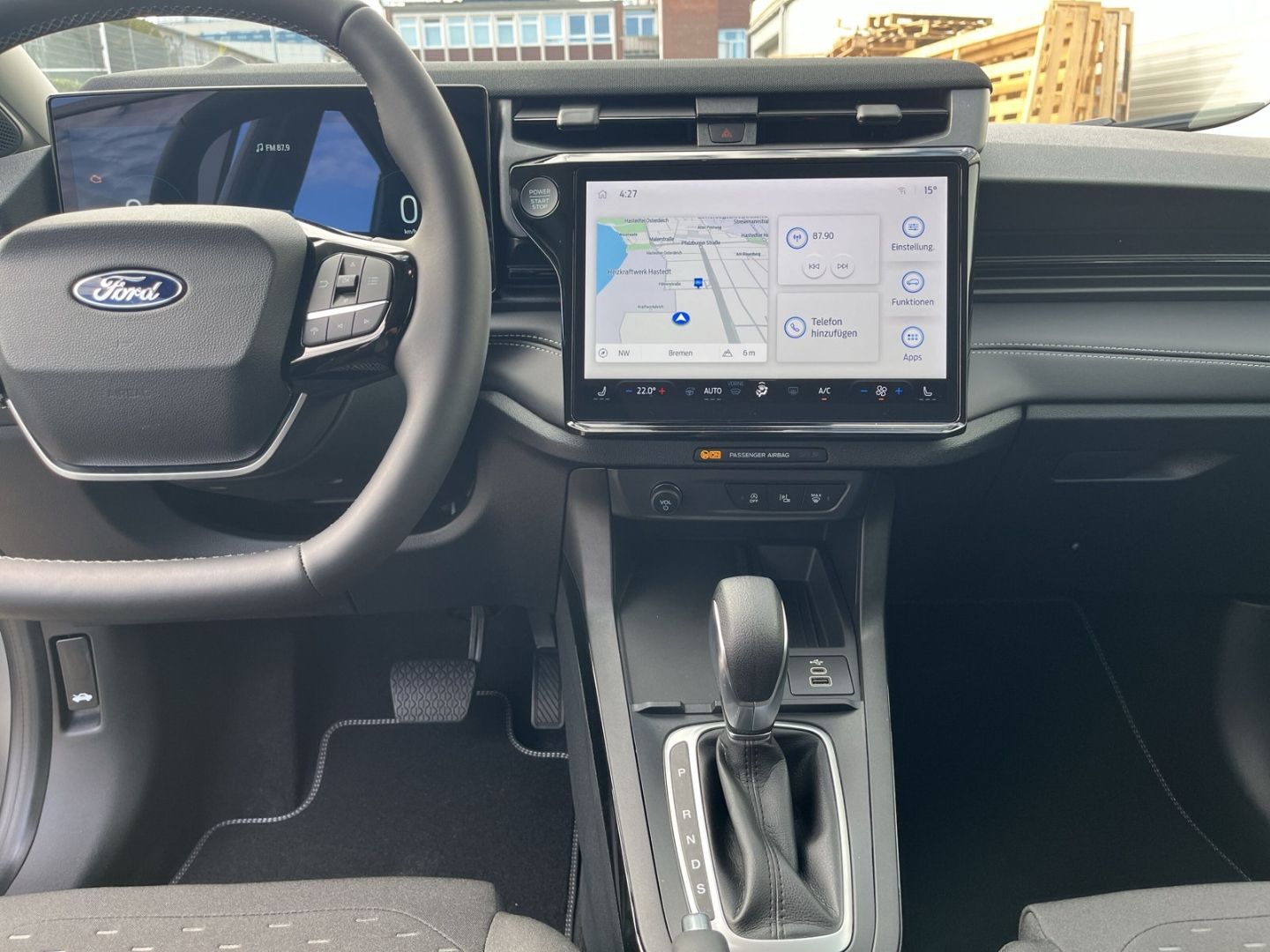 Fahrzeugabbildung Ford Puma Titanium Automatik Winterpaket und vielem m