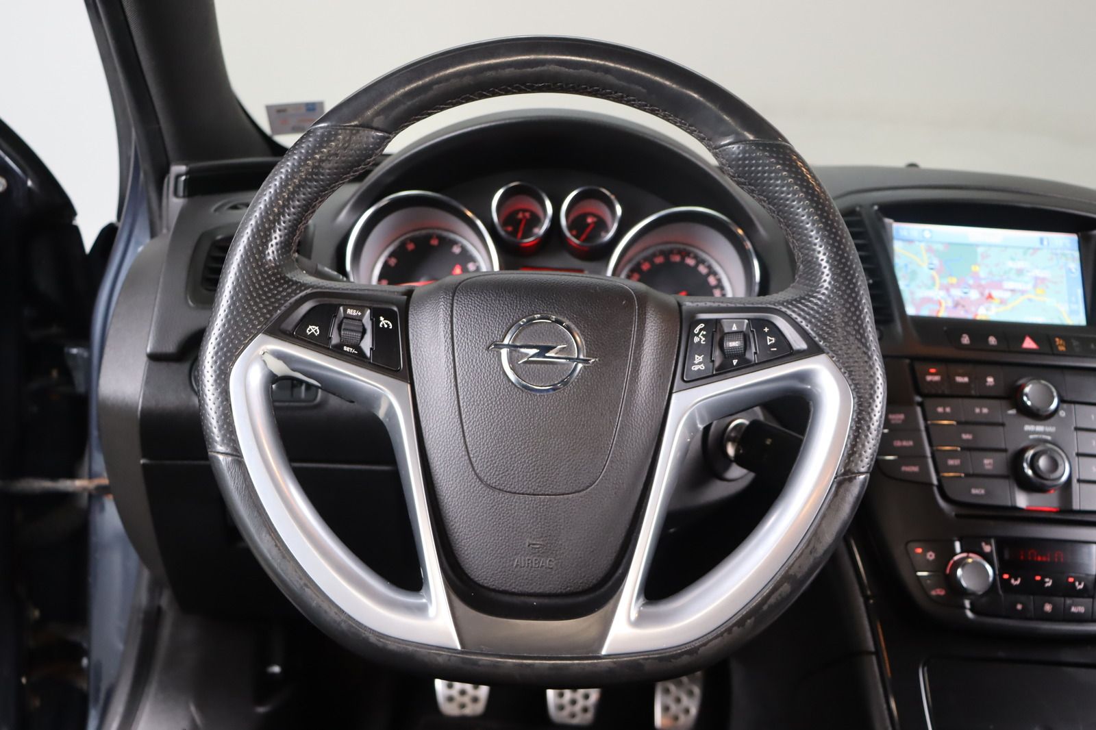 Fahrzeugabbildung Opel Insignia 2.0 Turbo OPC-Line * Memory * Xenon *