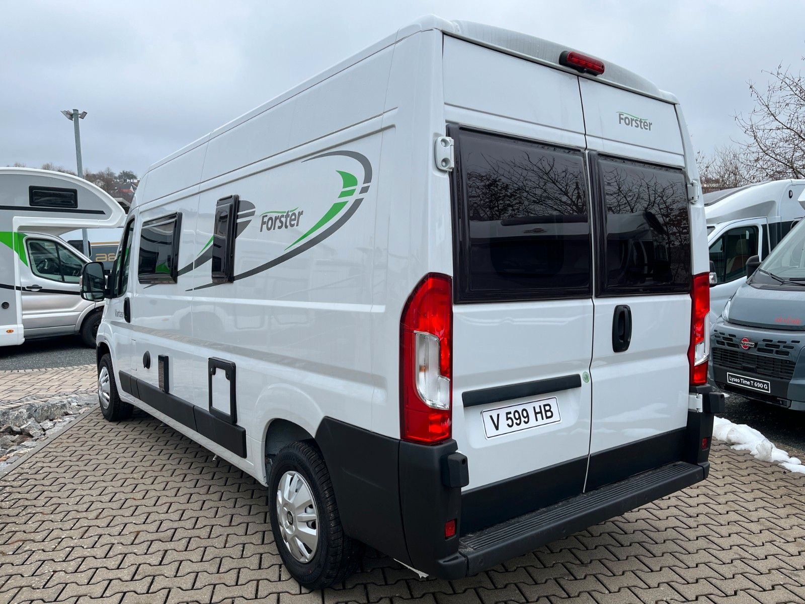 Fahrzeugabbildung Forster Vantasy V 599 HB *Modell26*Rückfahrkam.*Dieselhz