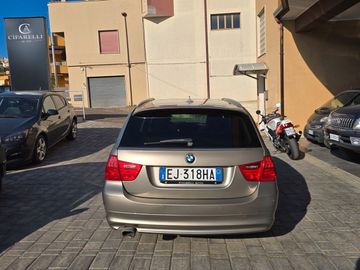 BMW 318 - 8