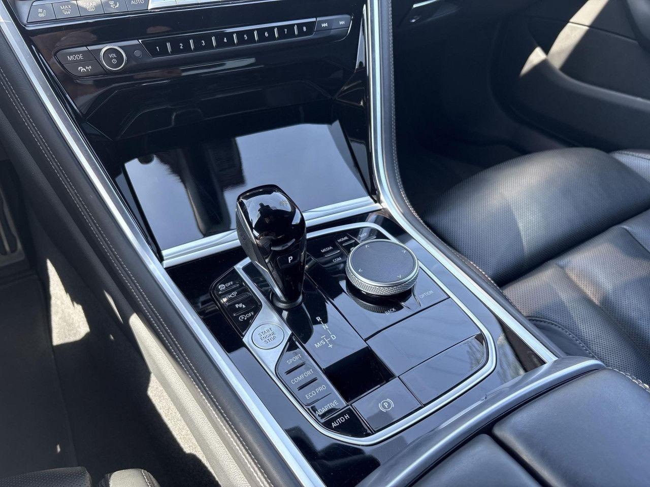 BMW M850i xDrive Gran Coupe Pano,Multisi,360°,St+Go