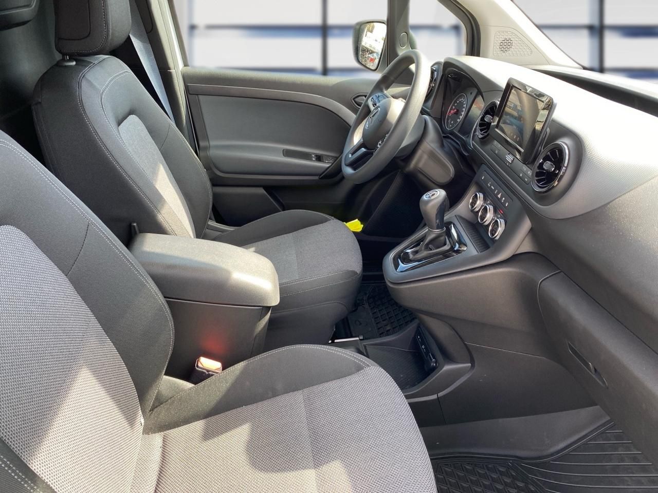 Fahrzeugabbildung Mercedes-Benz eCitan KA/L 2xKlima AUT Kam. KeyLess KlimaA LM