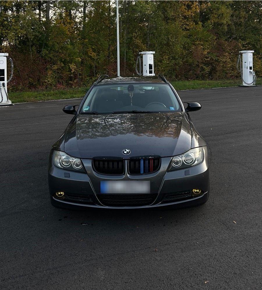 BMW 320