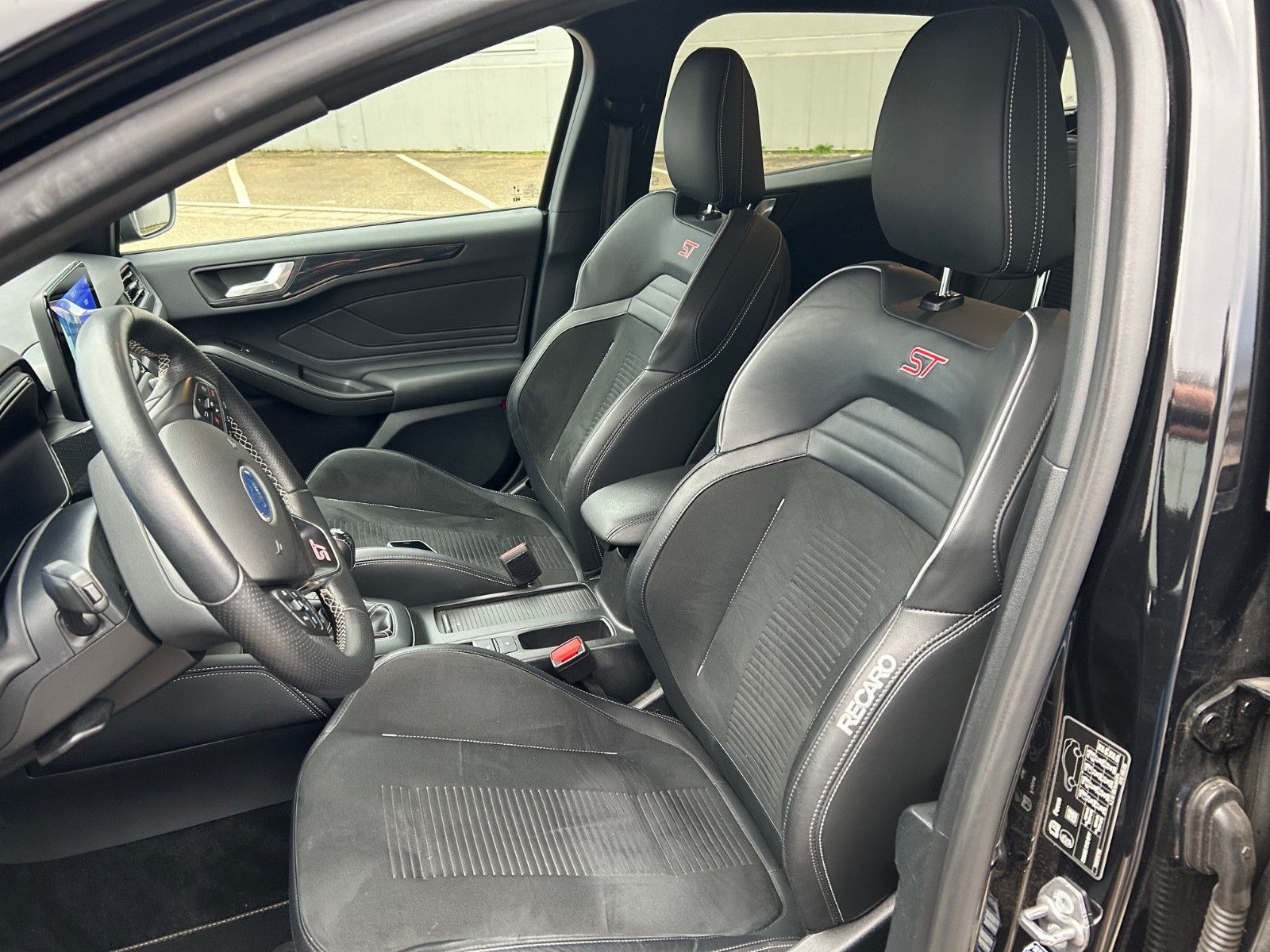 Fahrzeugabbildung Ford Focus Turnier ST 280 PS/ NAVI/LED/KAMERA/ACC