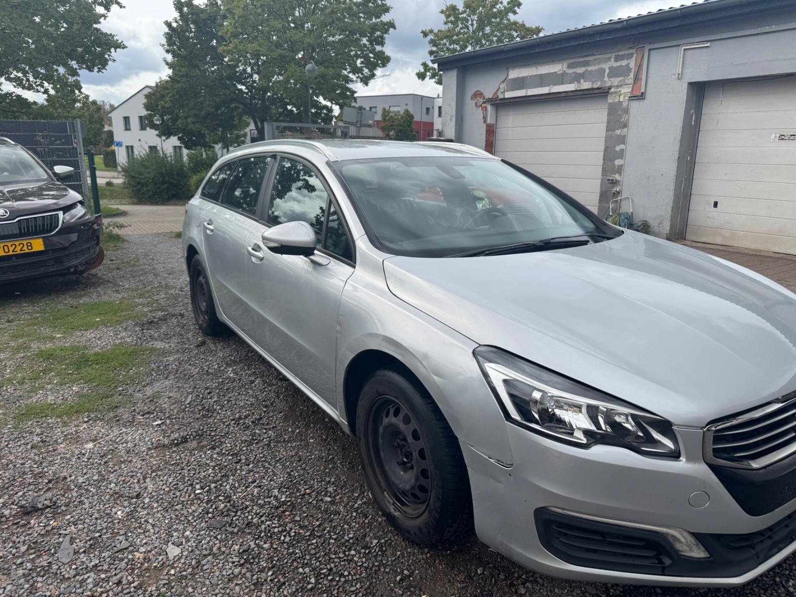 Peugeot 508 2015 — engine 1.560 cm³, 116 HP (85kW)