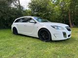 Opel Insignia A OPC Sports Tourer - Opel Insignia aus 2011: Opc
