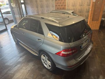 Mercedes ML 350 - 8