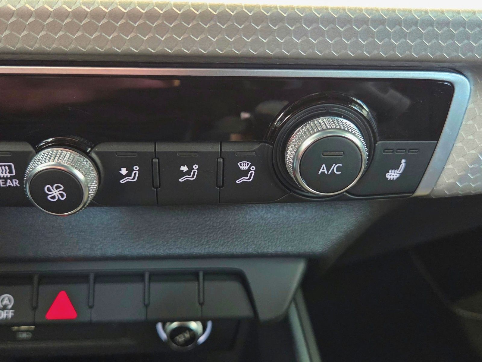 AUDI A1 — zdjęcie 24