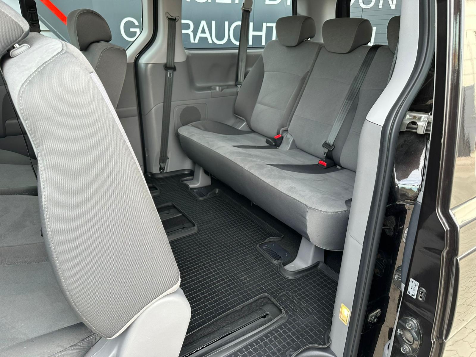 Hyundai H-1 Travel Navi BT Temp AHK Sitzhzg Dach
