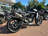 Husqvarna 801 Svartpilen Quickshifter  AKRA ,1,99%
