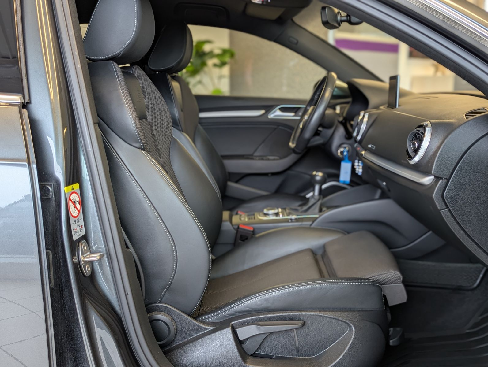 AUDI A3 1.5 TSI 3x S-Line Matrix-LED Bang & Olufsen - Image 14