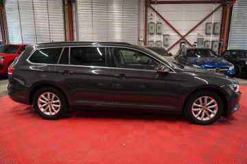 Volkswagen Passat Variant - 4