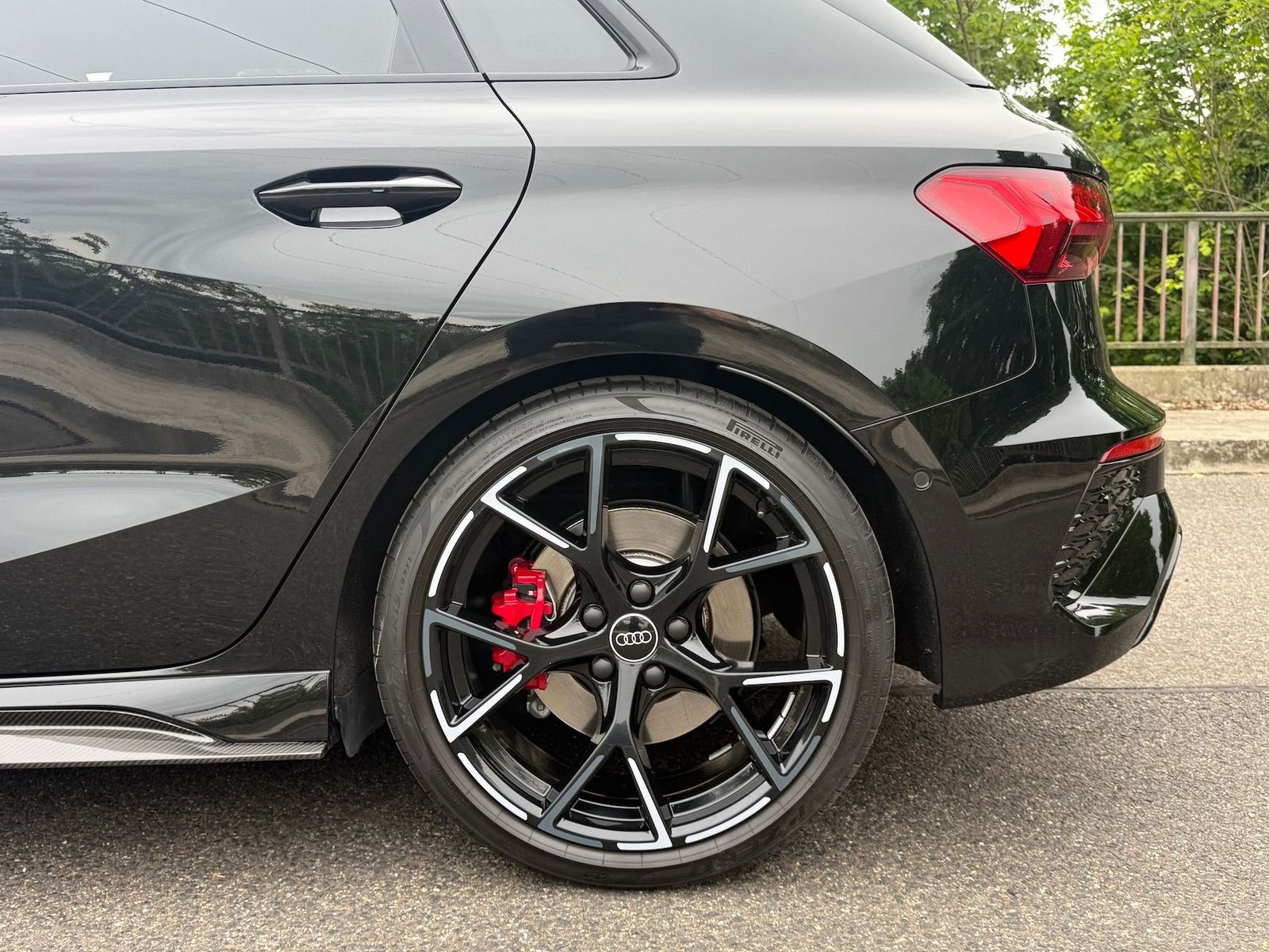 Fahrzeugabbildung Audi RS3 Sportback KERAMIK|DYNAMIK+|290|HUD|PANO|360°