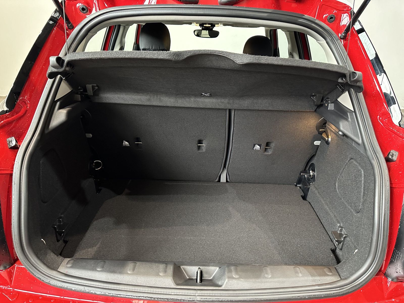Fahrzeugabbildung MINI Cooper 5-Türer Navi Komfortzugang Rückfahrkamera