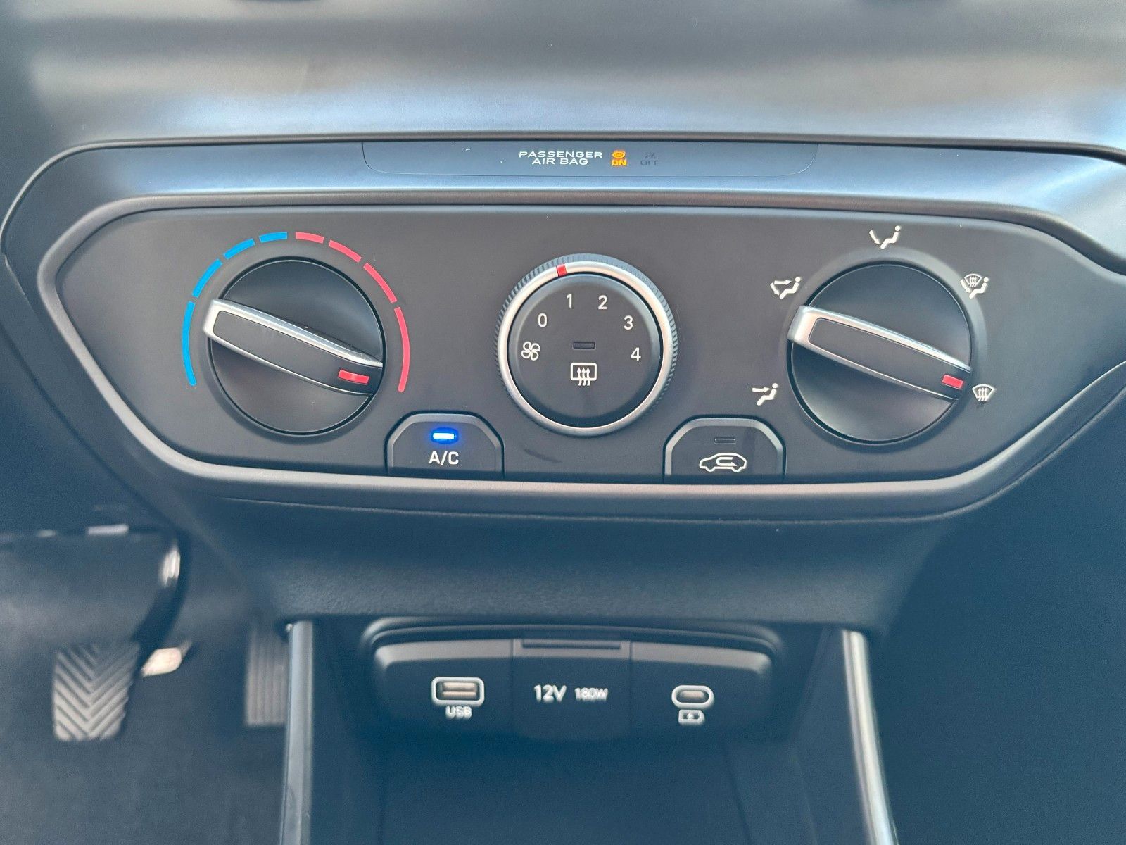 Fahrzeugabbildung Hyundai Bayon 1.0 T-GDI Select Kamera,Navi,PDC,Facelift