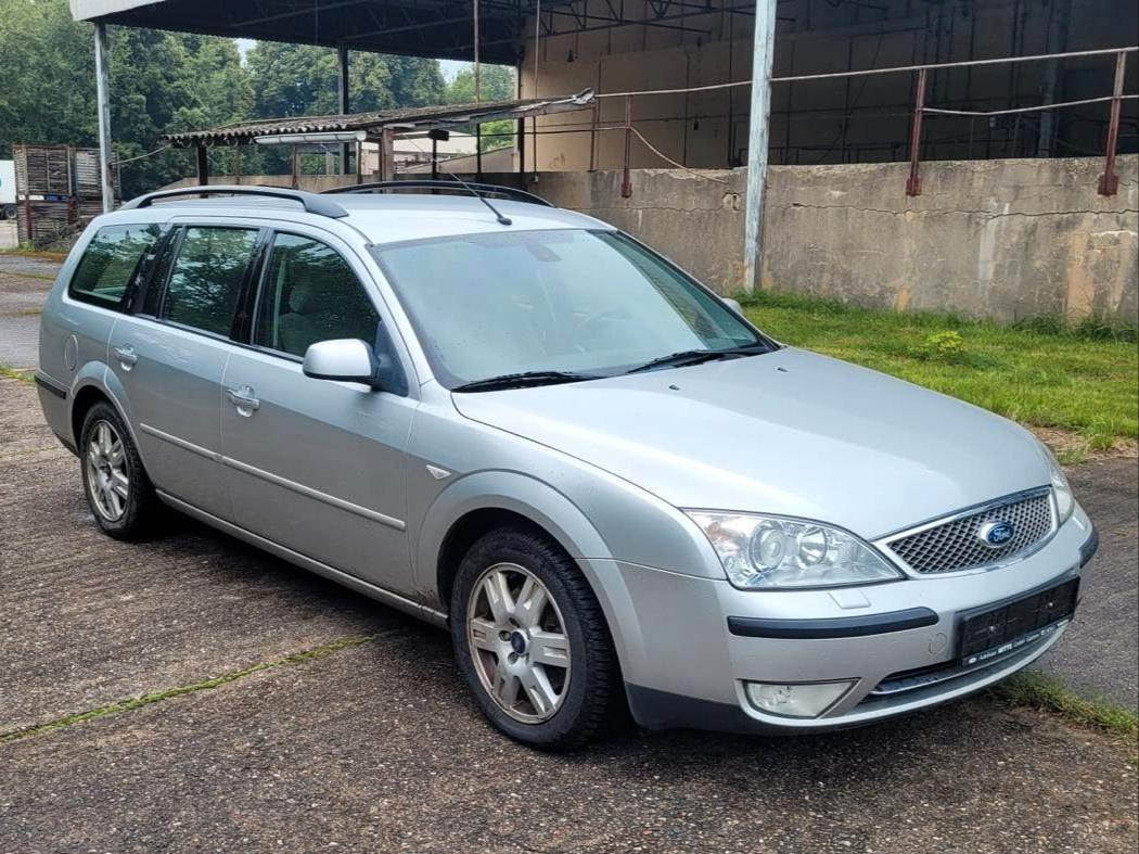 Ford Mondeo Turnier Ghia Automatik