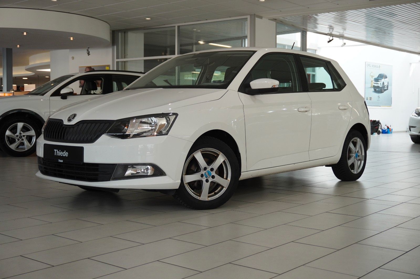 Fahrzeugabbildung SKODA Fabia LIM. 1.0 ACTIVE KLIMA/NEBEL/USB/AHK