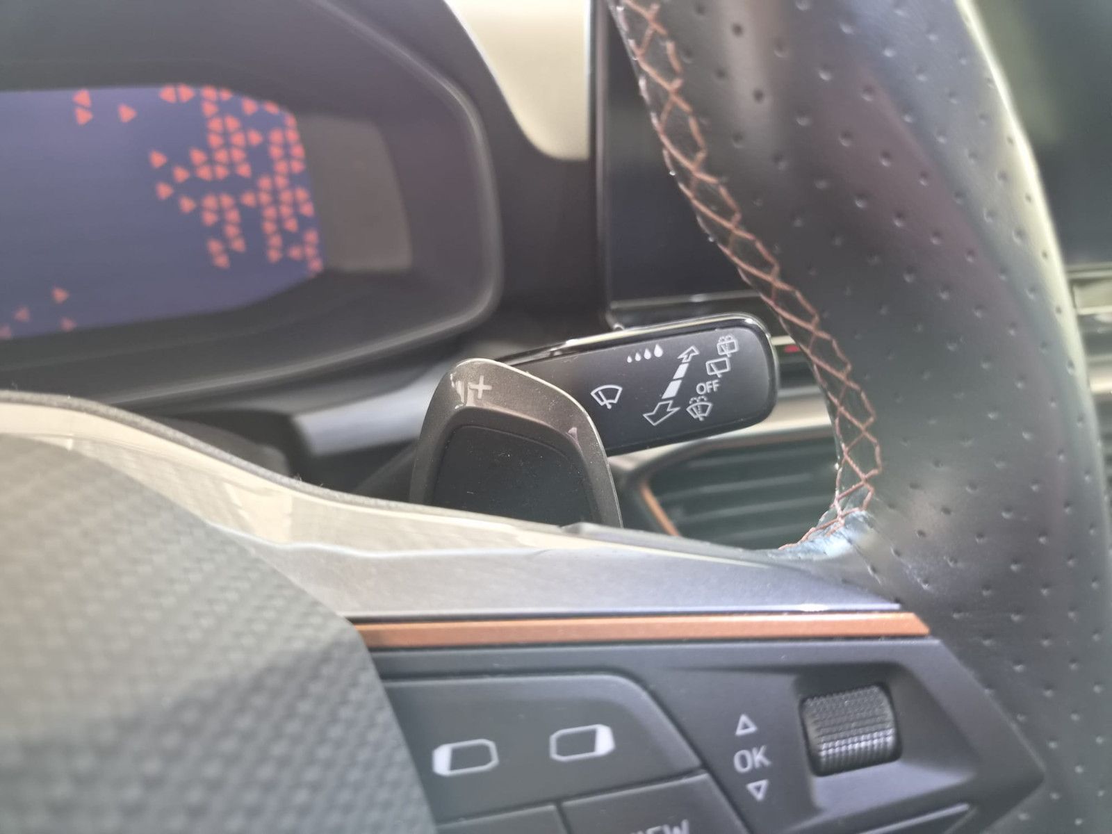 Fahrzeugabbildung CUPRA Leon Sportstourer / LED / KAMERA / GEPFLEGT