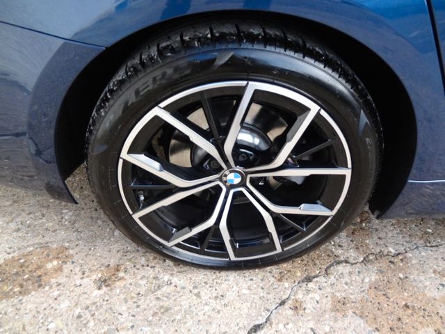 Fahrzeugabbildung BMW 520d xDrive M Sport/1.Hd/Virtual/Kam/Navi/LED/