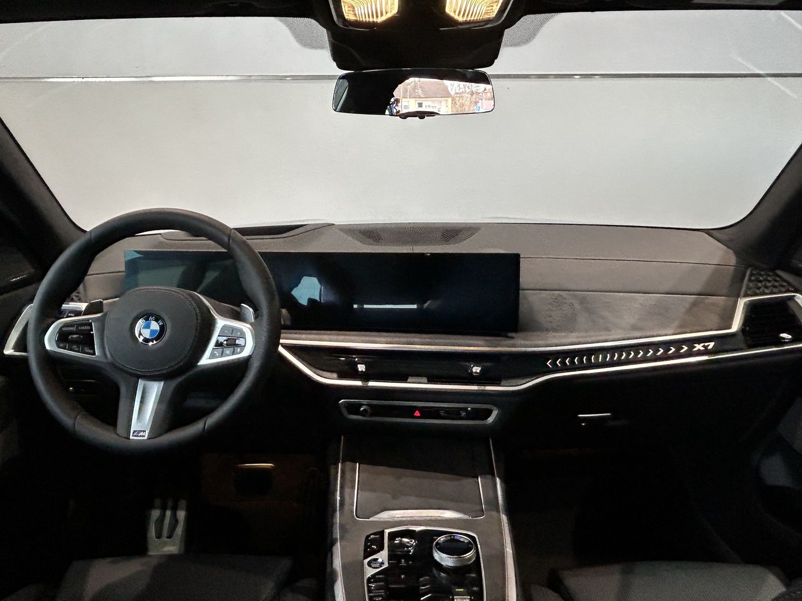 Fahrzeugabbildung BMW X7 xDrive40d Sitzbelüftung, Massagefunktion, Sta