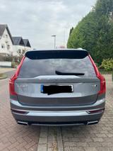 Volvo XC90 T6 AWD Geartronic R-Design R-Design - Volvo XC90 mit Benzin-Antrieb: Grau, mit Apple Carplay