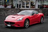 Ferrari California  2+2, Folding metal roof - gebrauchte Ferrari California aus dem Jahr 2010