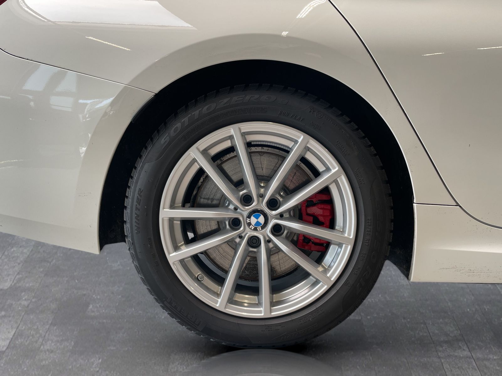 BMW 330 - Bild 14