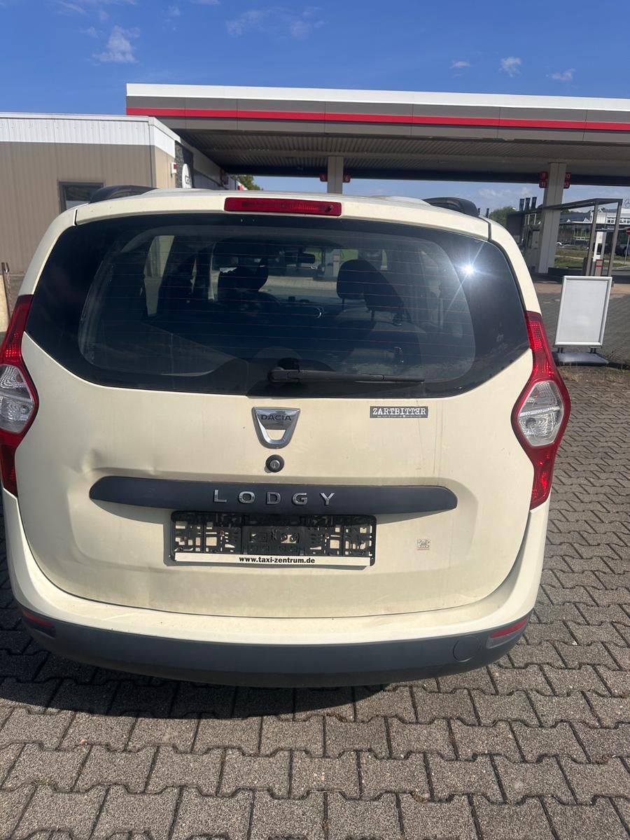 Dacia Lodgy 2015 — photo 6