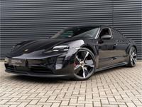 Porsche Taycan GTS 21'' Burmester Panoramadach uvm.