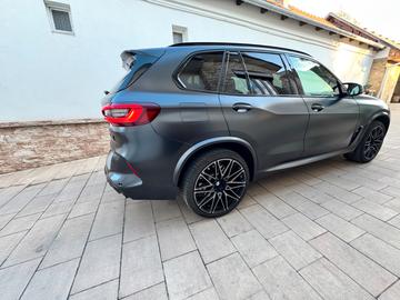 صورة 5 لـ 2021 BMW X5 M