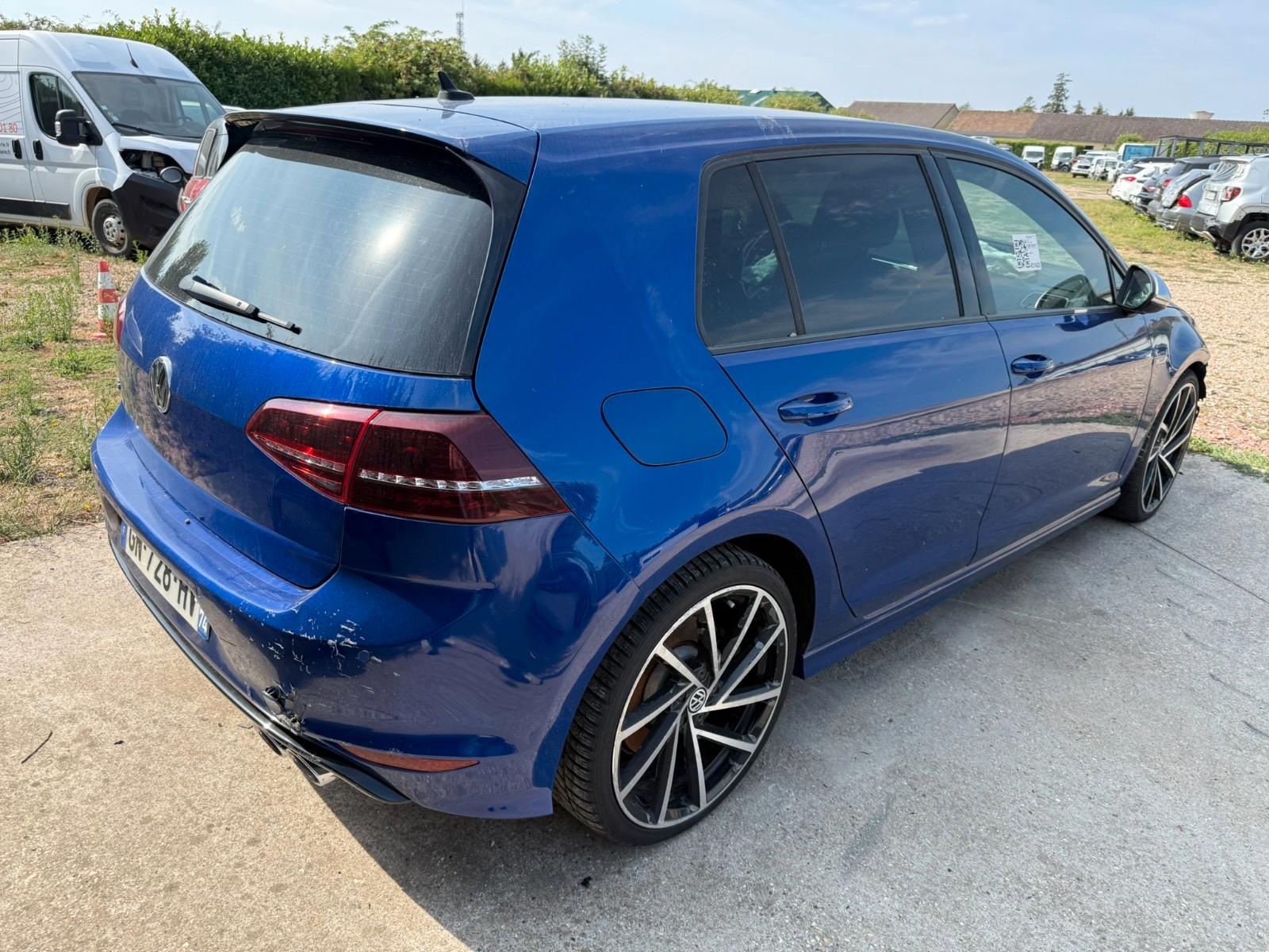 Volkswagen Golf VII Lim. R 4Motion BMT