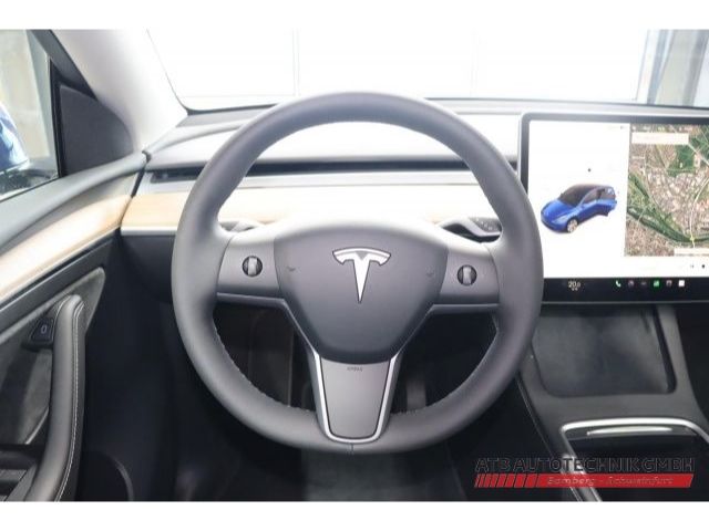 Fahrzeugabbildung Tesla Model Y Long Range DUAL MOTORS Panorama Navi dig