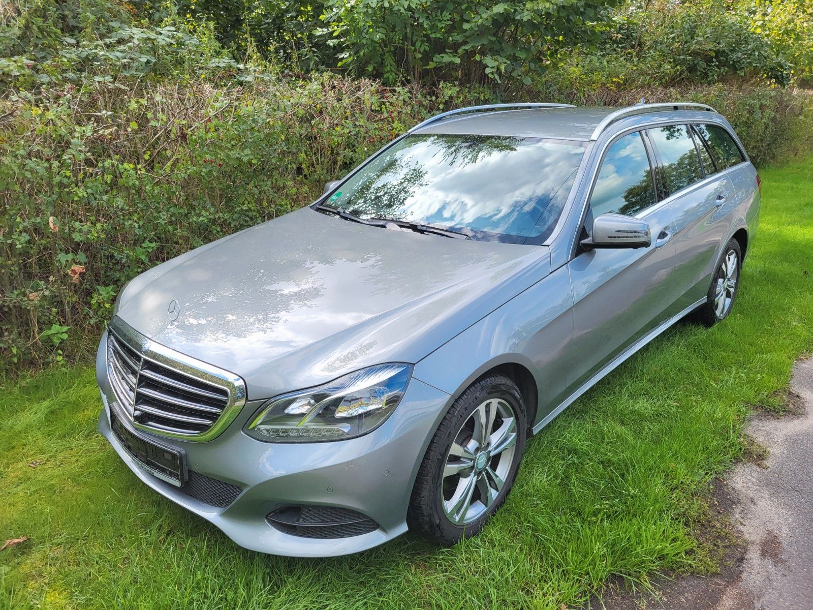 Mercedes E 220 - 1