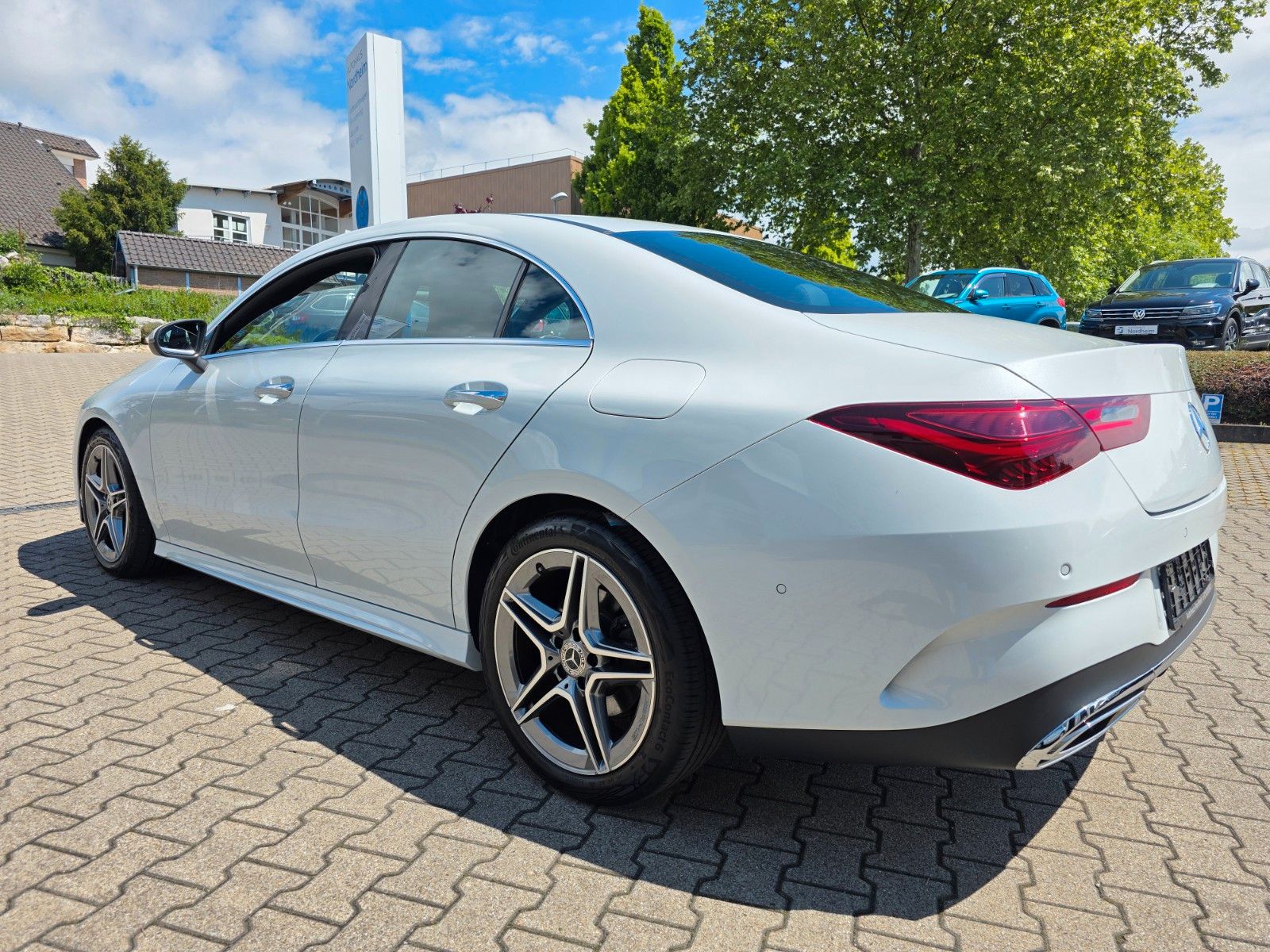 Mercedes-Benz CLA 200 d Kamera LED AMG Line foto 5