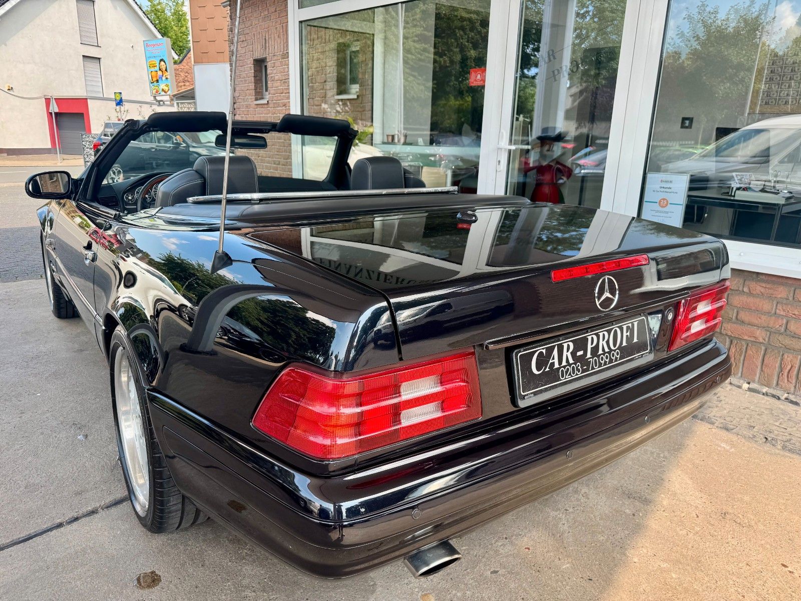 Fahrzeugabbildung Mercedes-Benz SL 320 Final Edition Autom.