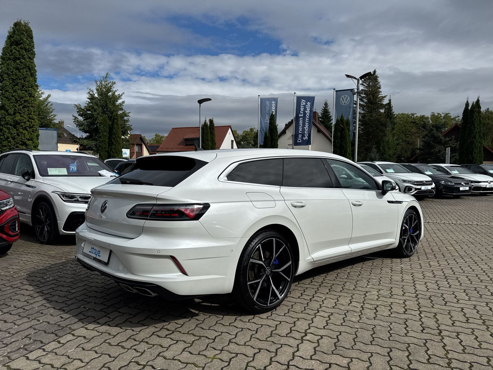 Arteon SB R TSi DSG PANO Leder Navi