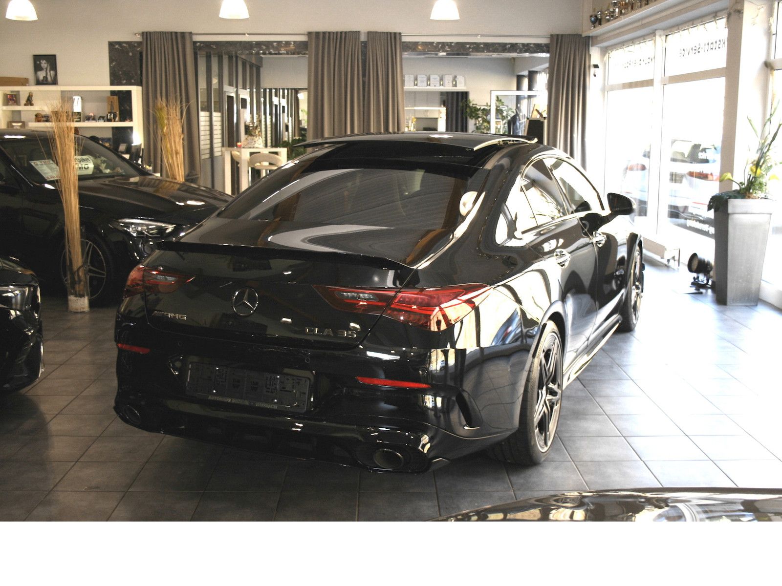 Fahrzeugabbildung Mercedes-Benz CLA 35 AMG 4M *Night II*Burmester*Aerodynamic
