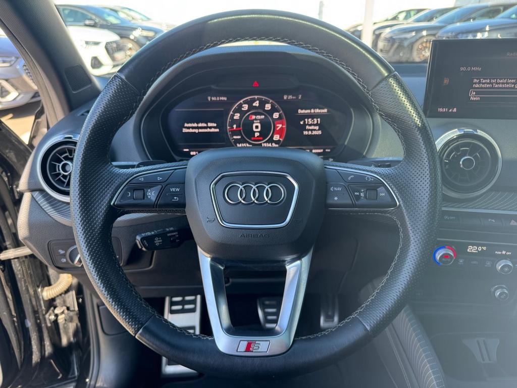 Audi SQ2