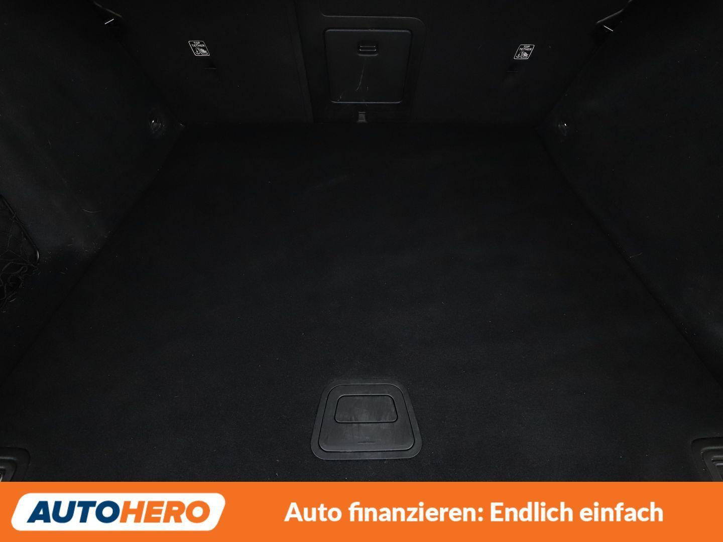 Volvo V60 2.0 D3 Momentum Pro Aut.*NAVI*LED*TEMPO*