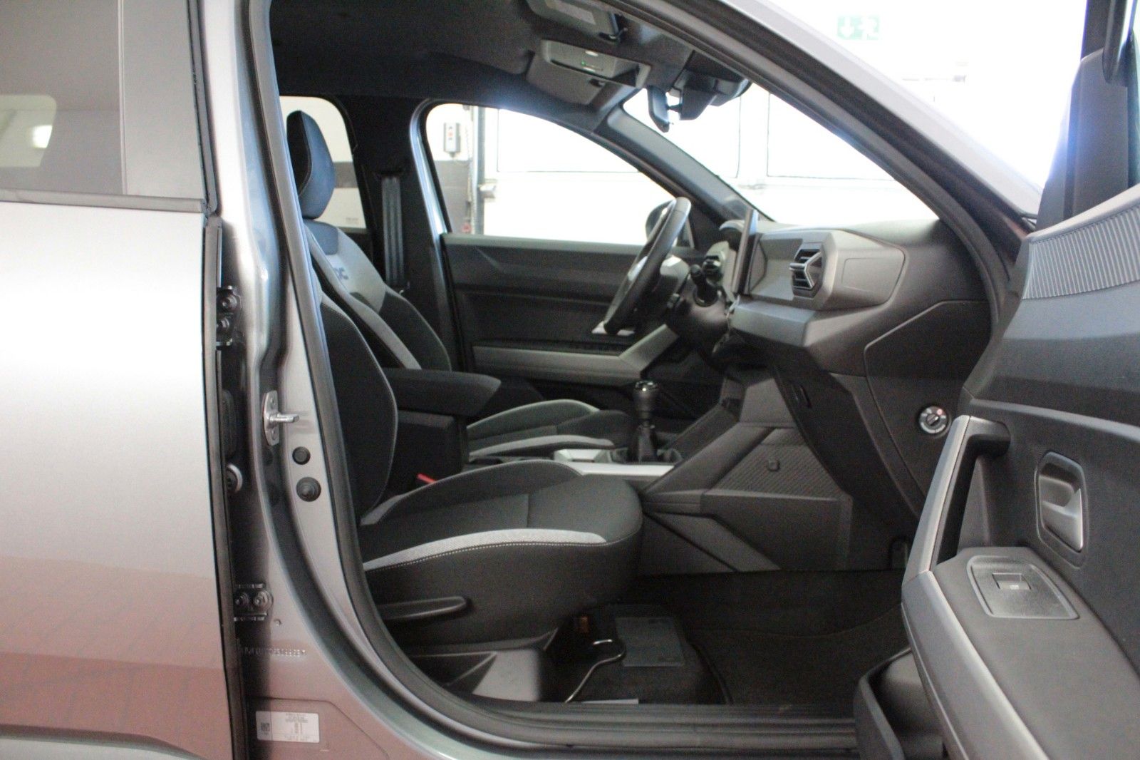 Fahrzeugabbildung Dacia Bigster hybrid   140 Journey   Winterpaket *City
