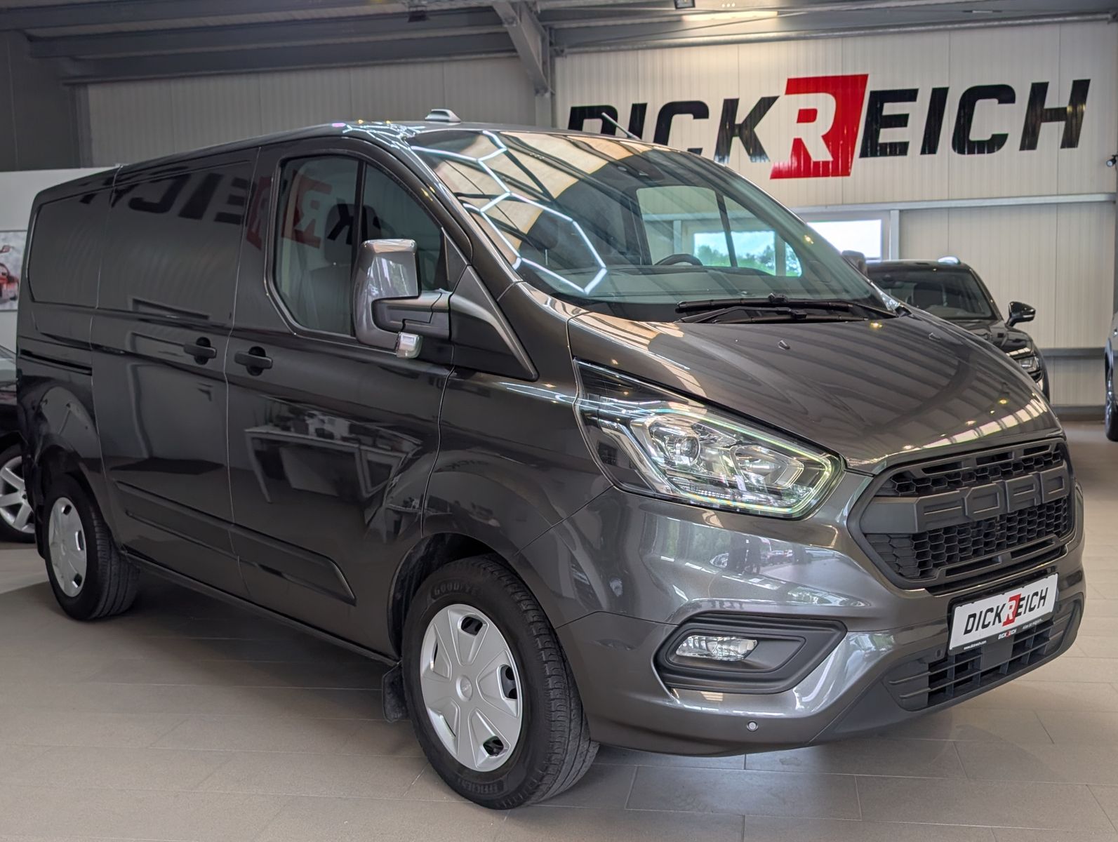 Fahrzeugabbildung Ford Transit Custom 280 L1 Trend Regal LED KAMERA ACC